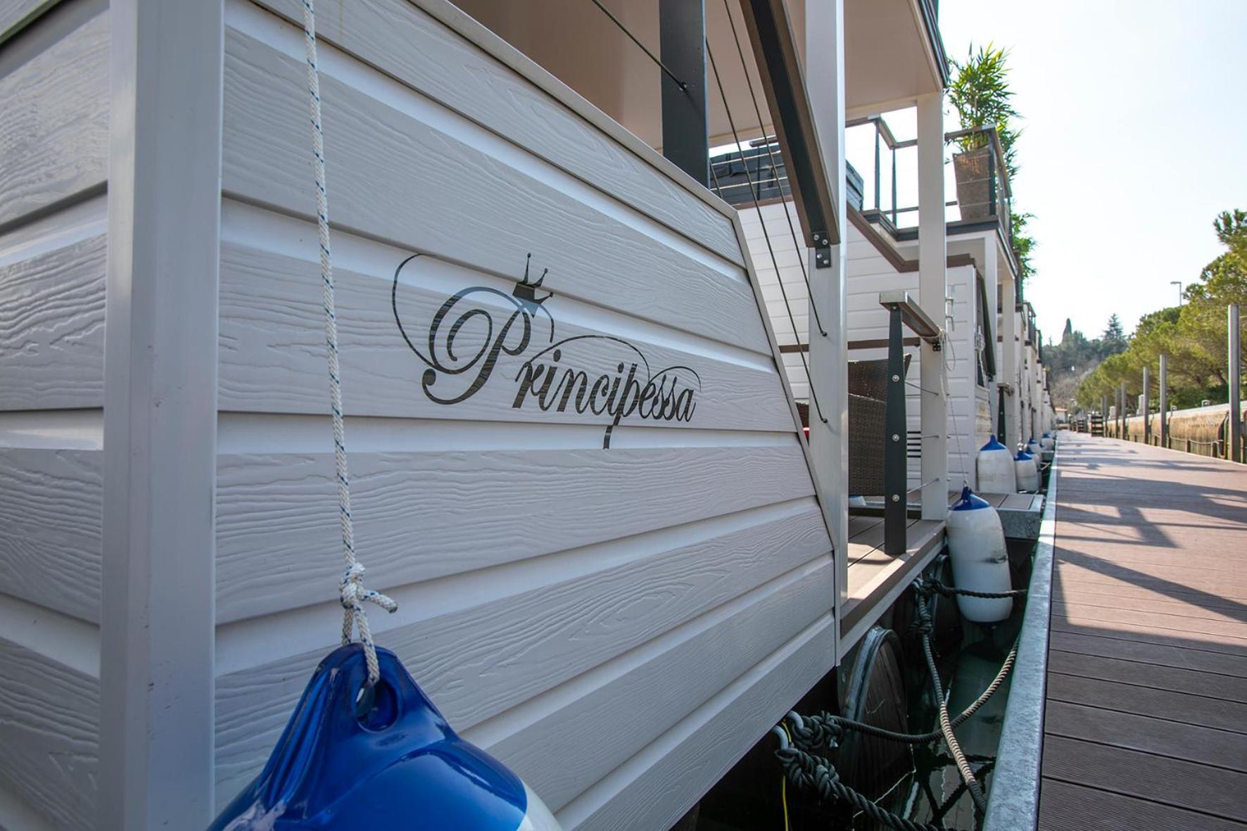 Floating Sea House Principessa Villa Portorož Buitenkant foto