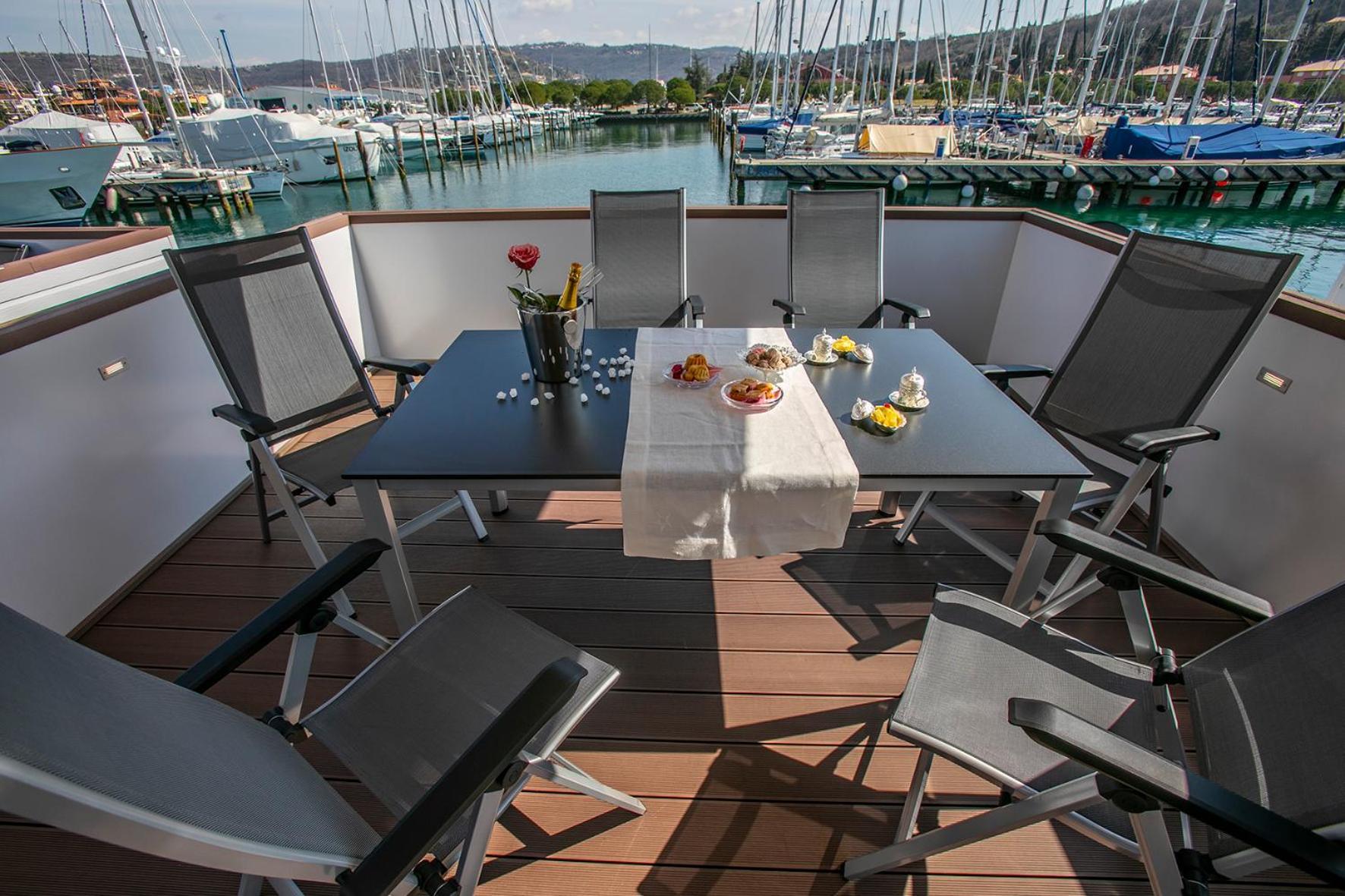 Floating Sea House Principessa Villa Portorož Buitenkant foto