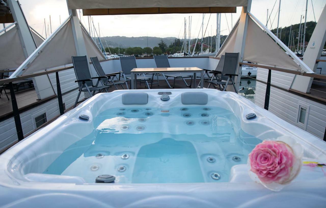 Floating Sea House Principessa Villa Portorož Buitenkant foto