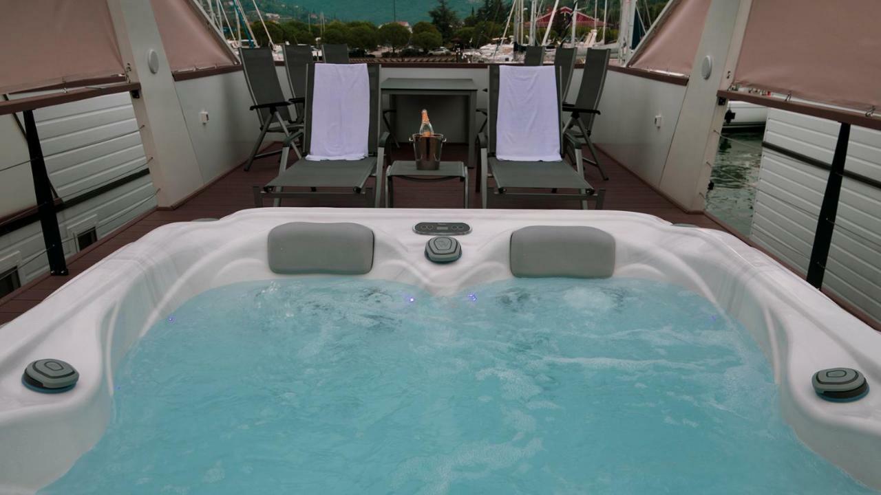 Floating Sea House Principessa Villa Portorož Buitenkant foto