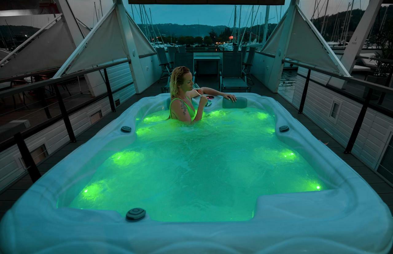 Floating Sea House Principessa Villa Portorož Buitenkant foto
